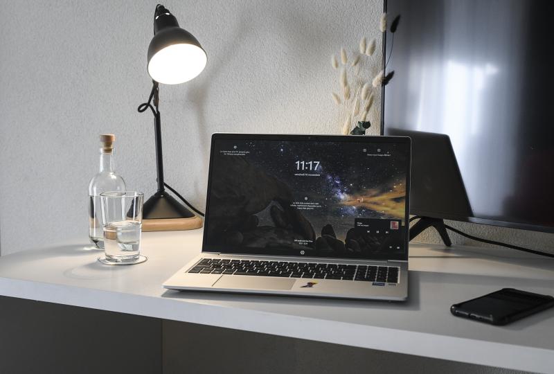 Bureau dans chambre Balcon